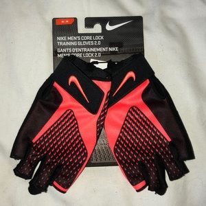 Nike Men’s Core Lock Training Gloves 2.0